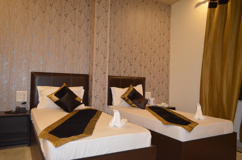 Red Orchid Hotel Meerut Cameră foto